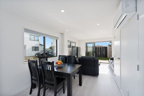 Photo of property in 2/10 Alan Avenue, Henderson, Auckland, 0610