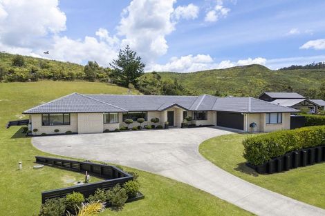 Photo of property in 17 Wautaiti Drive, Riverhead, 0820