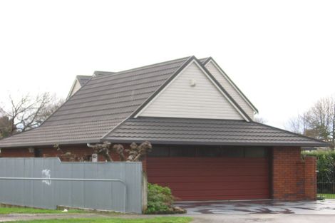 Photo of property in 8a Harrow Place, Hokowhitu, Palmerston North, 4410