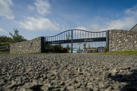 Photo of property in 23 Paparoa Road, Te Puna, Tauranga, 3174