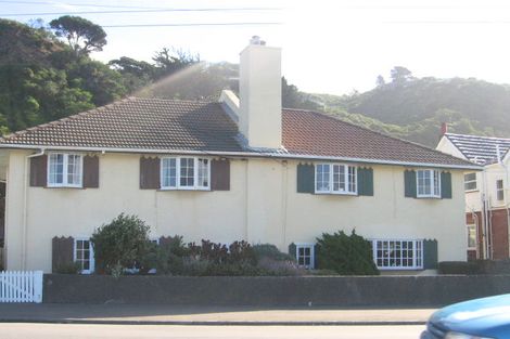 Photo of property in 234 Queens Drive, Lyall Bay, Wellington, 6022