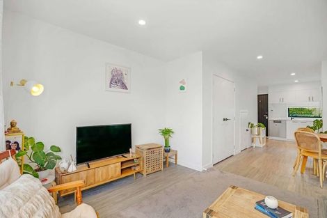 Photo of property in 2d Ellen Avenue, Hillcrest, Auckland, 0627