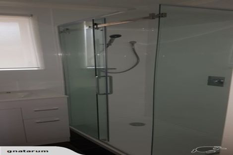 Photo of property in 11 Busby Place, Awapuni, Palmerston North, 4412