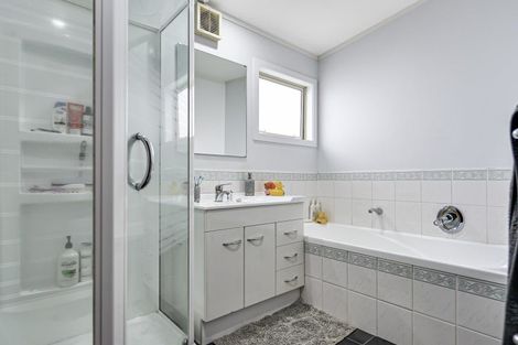 Photo of property in 180 Whatawhata Road, Dinsdale, Hamilton, 3204