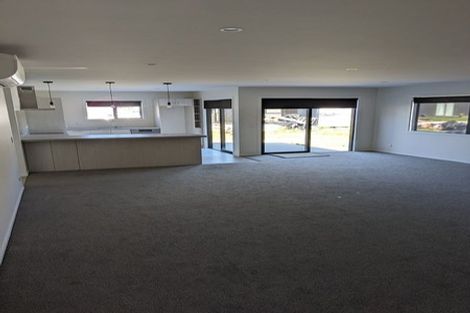 Photo of property in 10 Waddell Street, Lake Hawea, 9382