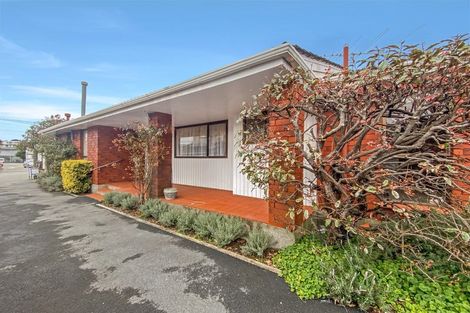 Photo of property in 8a Beauchamp Street, Karori, Wellington, 6012