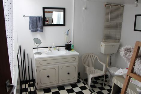 Photo of property in 38 Oxford Street, West End, Timaru, 7910