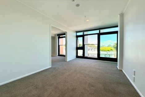 Photo of property in 2e/30 Westward Ho, Glen Eden, Auckland, 0602