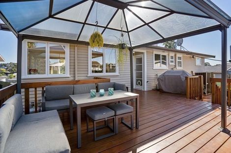 Photo of property in 66 Harrington Road, Henderson, Auckland, 0610