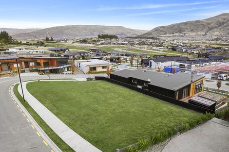 Photo of property in 3 Akitu Rise, Wanaka, 9305