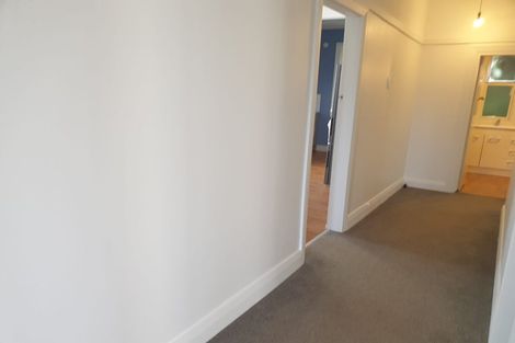 Photo of property in 2 Norna Crescent, Kelburn, Wellington, 6012