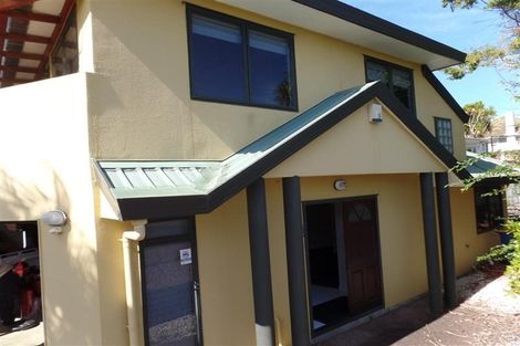Photo of property in 33 Vanguard Road, Kelston, Auckland, 0602