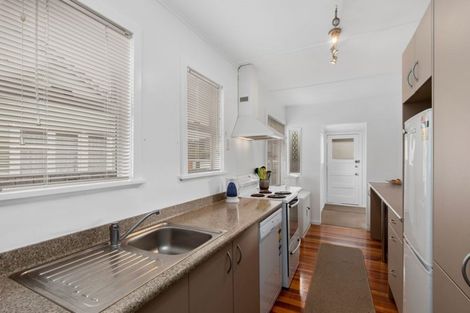 Photo of property in 37 Hunter Street, Taita, Lower Hutt, 5011