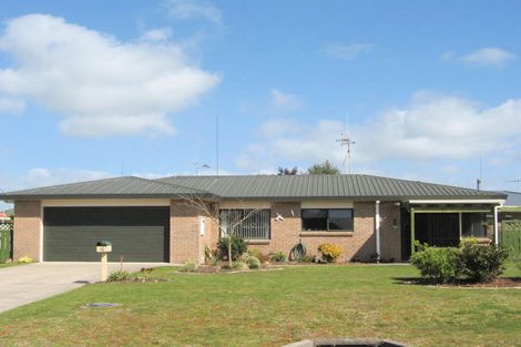 Photo of property in 10 Romana Crescent, Papamoa Beach, Papamoa, 3118