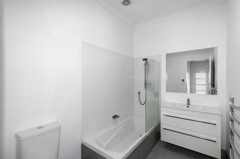 Photo of property in 19 Charlotte Avenue, Brooklyn, Wellington, 6021