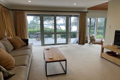 Photo of property in 1/71 Beresford Street, Bayswater, Auckland, 0622