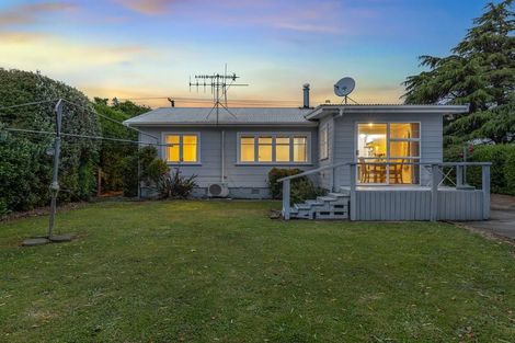 Photo of property in 69 Bartholomew Road, Levin, 5510