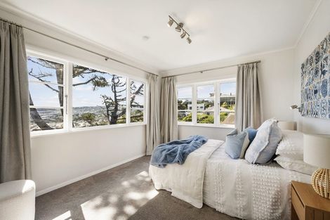 Photo of property in 127a Seatoun Heights Road, Miramar, Wellington, 6022