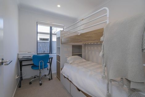 Photo of property in 8 Palm Drive, Whitianga, 3510