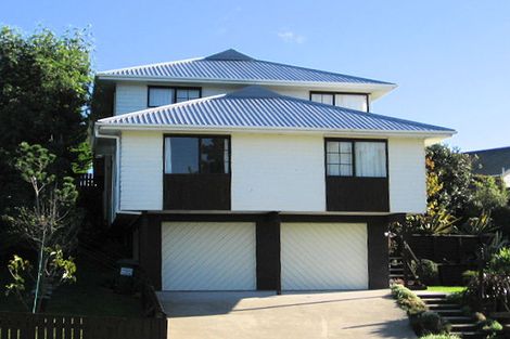 Photo of property in 42 Hicks Crescent, Waikanae Beach, Waikanae, 5036