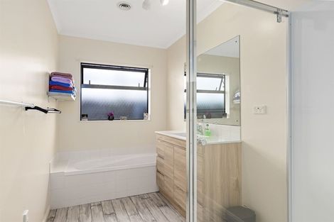 Photo of property in 71 Elan Place, Stanmore Bay, Whangaparaoa, 0932