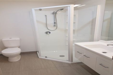 Photo of property in 9 Seafarer Crescent, Stanmore Bay, Whangaparaoa, 0932