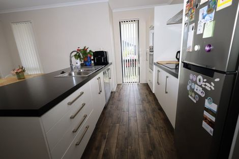 Photo of property in 4 Toi Place, Papamoa, 3118