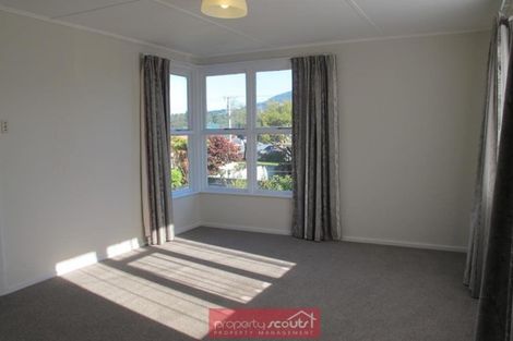 Photo of property in 1 Burgess Street, Green Island, Dunedin, 9018