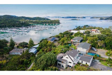 Photo of property in 87 Doves Bay Road, Kerikeri, 0294