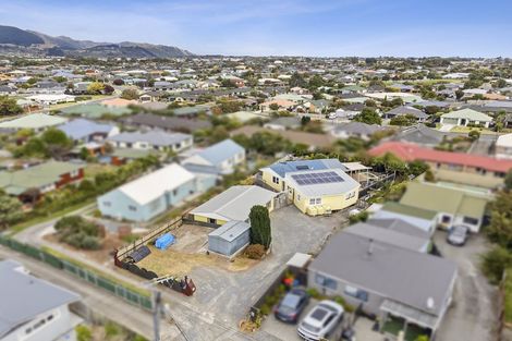 Photo of property in 108 Martin Road, Paraparaumu Beach, Paraparaumu, 5032