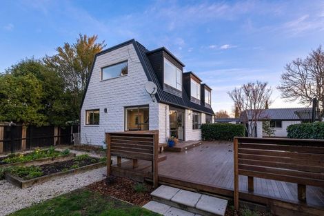 Photo of property in 9b Kaputone Place, Belfast, Christchurch, 8051