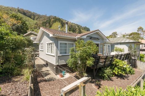 Photo of property in 62 Tukuka Street, Nelson South, Nelson, 7010