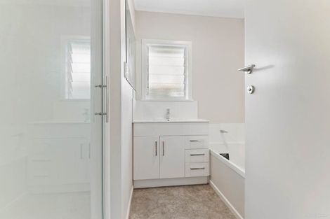 Photo of property in 26 Bond Crescent, Forrest Hill, Auckland, 0620