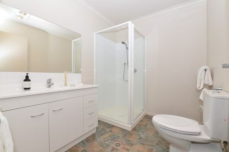 Photo of property in Bramley Gardens, 1/3 Turnbury Court, Rototuna, Hamilton, 3210