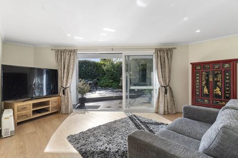 Photo of property in 21 Brooke Ridge Rise, East Tamaki Heights, Auckland, 2016