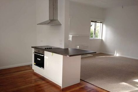 Photo of property in 27-29 Guys Hill Road, Hospital Hill, Napier, 4110