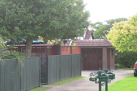 Photo of property in 2/49 Jillteresa Crescent, Half Moon Bay, Auckland, 2012