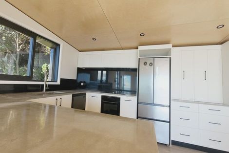 Photo of property in 32 Ocean Parade, Pukerua Bay, 5026