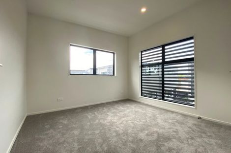 Photo of property in 10e Edgar Pearce Place, Howick, Auckland, 2014