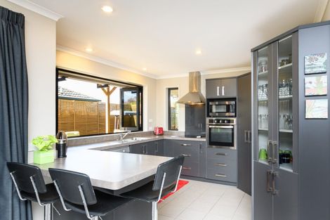 Photo of property in 21 Millbrook Place, Ashhurst, 4810