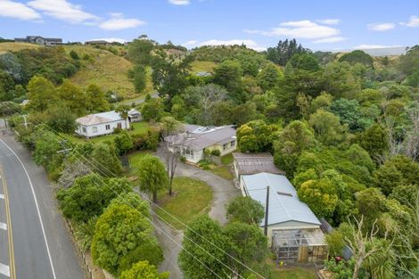 Photo of property in 393 Aokautere Drive, Aokautere, Palmerston North, 4471