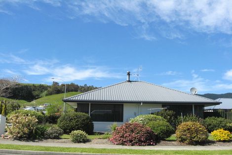 Photo of property in 71 Kingsford Drive, Stoke, Nelson, 7011