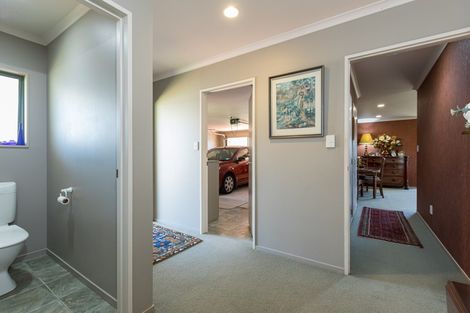 Photo of property in 7 Belgrove Drive, Waipukurau, 4200