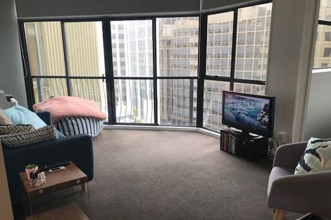 Photo of property in The Wellingtonian, 5d/120 The Terrace, Wellington Central, Wellington, 6011