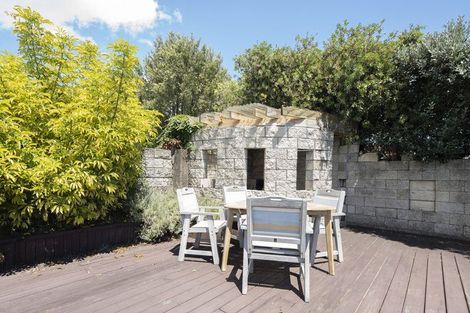 Photo of property in 25 Prince Regent Drive, Half Moon Bay, Auckland, 2012