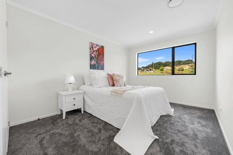 Photo of property in 24 Ballyalton Crescent, Flat Bush, 2019