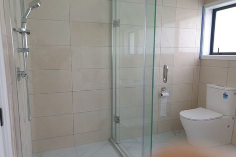 Photo of property in 60 Lynden Avenue, Hillcrest, Auckland, 0627