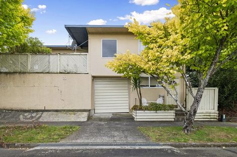 Photo of property in 22 Redwood Grove, Hokowhitu, Palmerston North, 4410
