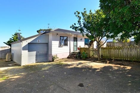 Photo of property in 3/22 Barneys Farm Road, Clendon Park, Auckland, 2103