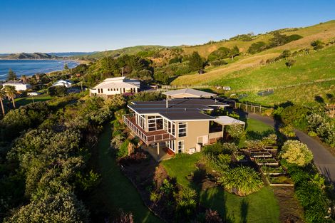 Photo of property in 30 Sirrah Street, Okitu, Gisborne, 4010